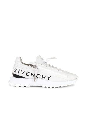 Givenchy Spectre Zip Runner Ssneaker in White - White. Size 44 (also in 42, 43).