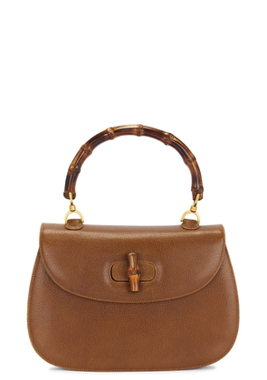 gucci Gucci Bamboo Leather Turnlock Handbag in Brown - Brown. Size all.