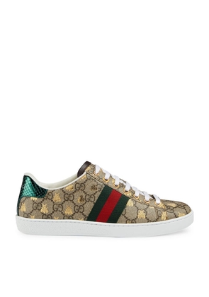 Gucci Gg Supreme Canvas Bee Motif Ace Sneakers