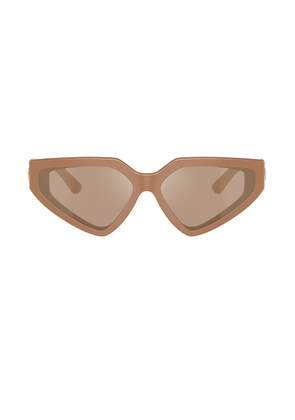 Dolce & Gabbana Geometric Sunglasses in Full Camel - Tan. Size all.