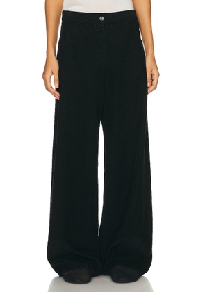 The Row Chan Pant in BLACK - Black. Size 0 (also in 2).