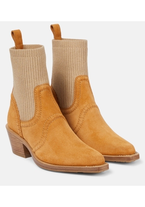 Chloé Nellie suede ankle boots
