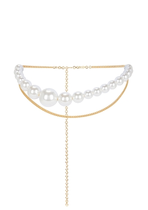 Rowen Rose Asymmetric Pearl Chain Belt in Gold & White - White. Size all.