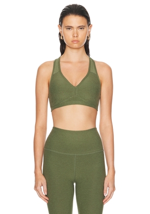 Beyond Yoga Spacedye Lift Your Spirits Bra in Moss Green Heather - Sage. Size L (also in M, S, XS).