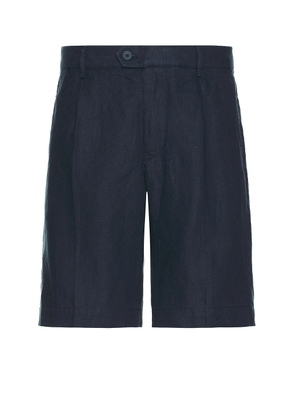 Club Monaco Pleated Linen Short in Navy Base - Navy. Size 28 (also in 30, 34).