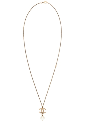 chanel Chanel Coco Mark Pearl Rhinestone Pendant Necklace in Light Gold - Metallic Gold. Size all.