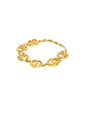 chanel Chanel Coco Mark Chain Bracelet in Gold - Metallic Gold. Size all.