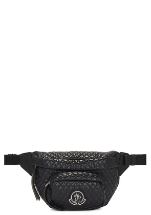 Moncler Felicie Belt Bag in Black - Black. Size all.