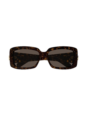 Gucci GG Corner Rectangular Sunglasses in Brown.