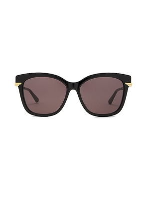 Bottega Veneta Combi Cat Eye Sunglasses in Black.