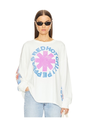DAYDREAMER Red Hot Chili Peppers Asterisk Collage Long Sleeve in White.
