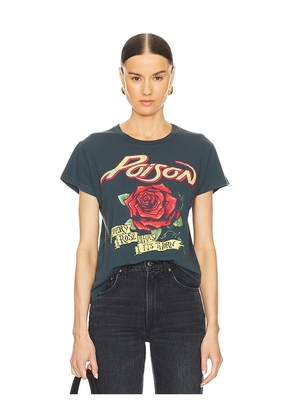 DAYDREAMER Poison Every Rose Has Its Thorn Solo Tee in Black. Size L, S, XL, XS.