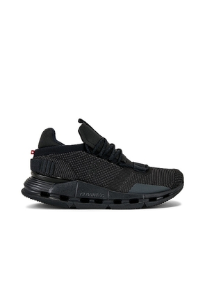 On Cloudnova Sneaker in Black. Size 5, 5.5, 6, 6.5, 7, 8.5, 9.5.