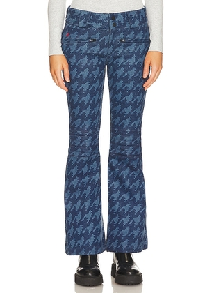 Perfect Moment Auroral Denim Ski Pant in Blue. Size S, XS.