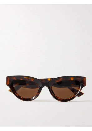 Bottega Veneta Eyewear - Injection Cat-eye Tortoiseshell Acetate Sunglasses - One size