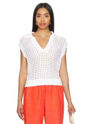 Velvet by Graham & Spencer Taye Vest in White. Size M, S, XL, XS.