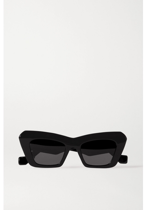 Loewe - Oversized Cat-eye Acetate Sunglasses - Black - One size