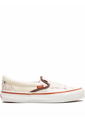 Vans x Javier Calleja OG Classic Slip-On 'Potting Soil' sneakers - White