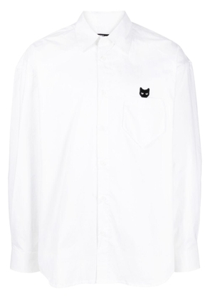 ZZERO BY SONGZIO logo-patch long-sleeve shirt - White