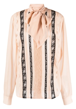 P.A.R.O.S.H. attached-scarf floral-lace blouse - Neutrals