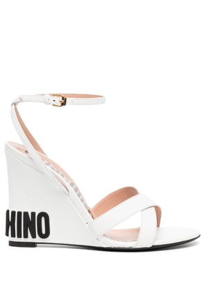Moschino logo 90mm wedge-heel sandals - White