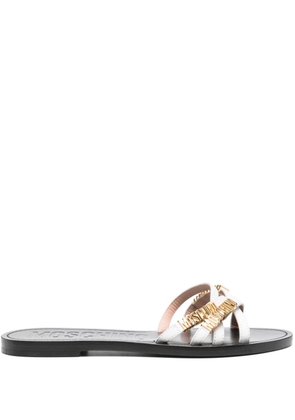 Moschino logo-plaque leather sandals - White