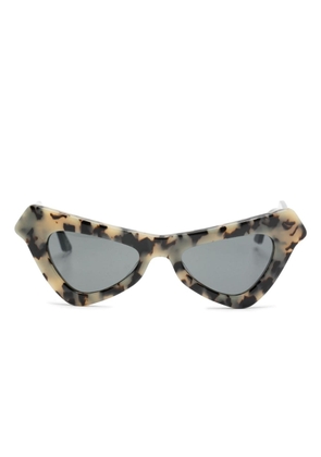 Marni Eyewear Fairy Pools triangular-frame sunglasses - Black