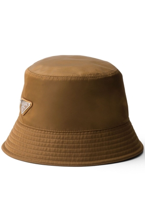 Prada Re-Nylon triangle-logo bucket hat - Brown