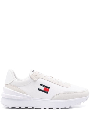 Tommy Hilfiger logo-patch canvas sneakers - Neutrals