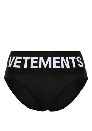 VETEMENTS logo-waistband cotton thong - Black
