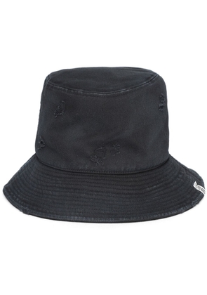 Maison MIHARA YASUHIRO distressed-effect cotton bucket hat - Black