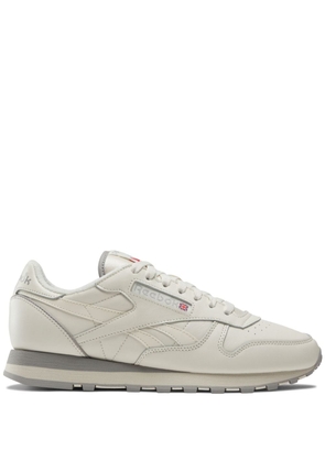 Reebok Classic Leather 1983 Vintage sneakers - White