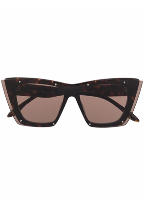 Alexander McQueen Eyewear tortoiseshell cat-eye sunglasses - Brown