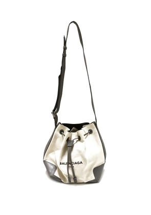 Balenciaga Pre-Owned 2000-2023 Navy Canvas bucket bag - Brown