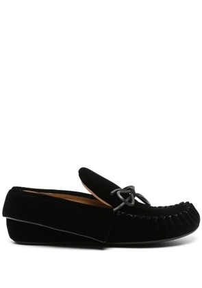 JW Anderson ribbon-fastening velvet loafers - Black