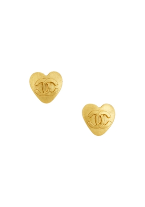 chanel Chanel Coco Heart Clip-On Earrings in Gold - Metallic Gold. Size all.