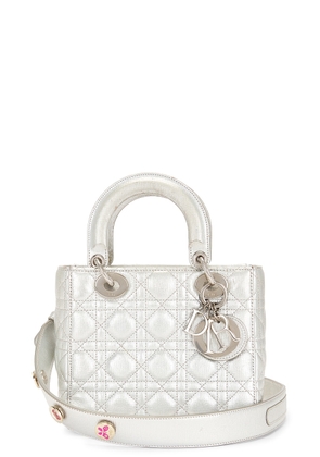 dior Dior Lady Cannage Handbag in Silver - Metallic Silver. Size all.