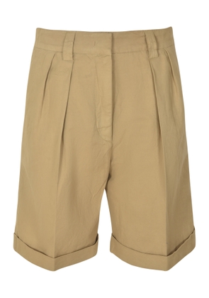 Aspesi Pleat Effect Plain Trouser Shorts