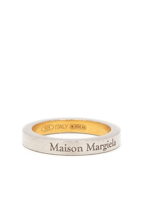 Maison Margiela logo-engraved band ring - Silver