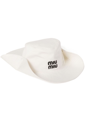 Miu Miu Drill logo-embroidered hat - White