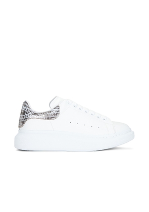 Alexander McQueen Oversized Sneaker in White & Silver - White. Size 40 (also in 41, 42, 43, 45).