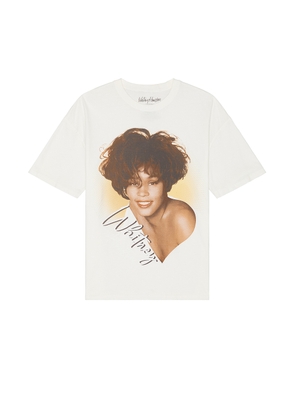 Philcos Whitney Houston Portrait Boxy Tee in Cream Pigment - Cream. Size L (also in M, S, XL/1X).