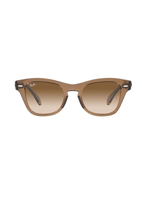Ray-Ban Square in Taupe.