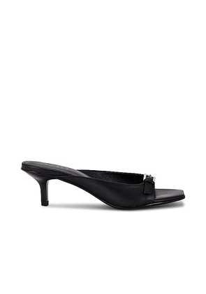 RAYE Eero Sandal in Black. Size 9.