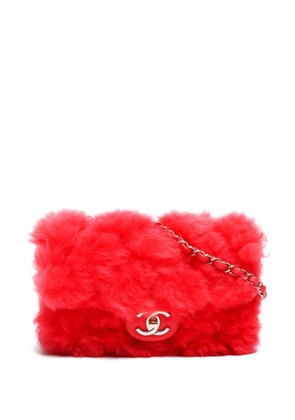 CHANEL Pre-Owned 2020 CC faux-fur shoulder bag - Red