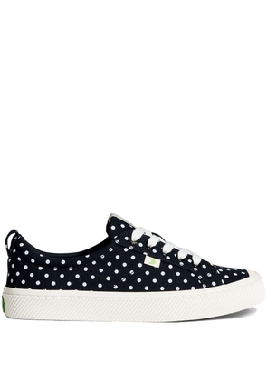 Cariuma OCA Low polka-dot print sneaker - Black