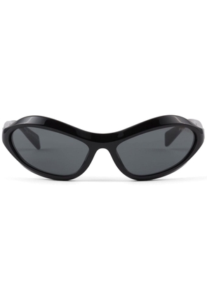 Prada Eyewear curved shield-frame sunglasses - Black