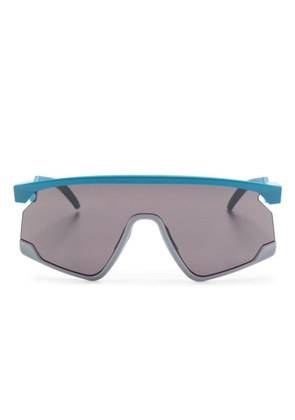Oakley BXTR shield-frame sunglasses - Blue