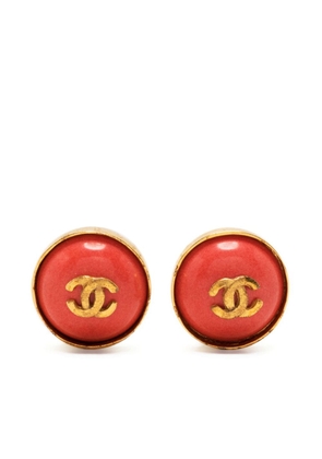 CHANEL Pre-Owned CC button clip-on earrings - Pink