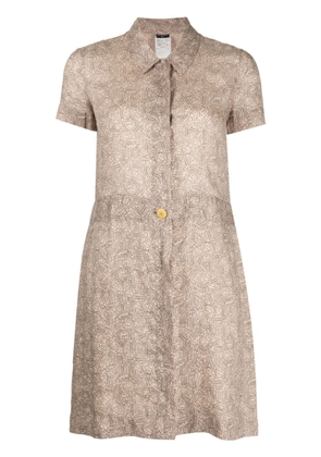 CHANEL Pre-Owned 1999 Cambon-print short-sleeve shirtdress - Neutrals